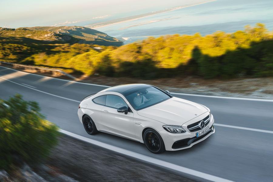  Mercedes-AMG C63 S Coupe 2015 года  (фото 33 из 40)